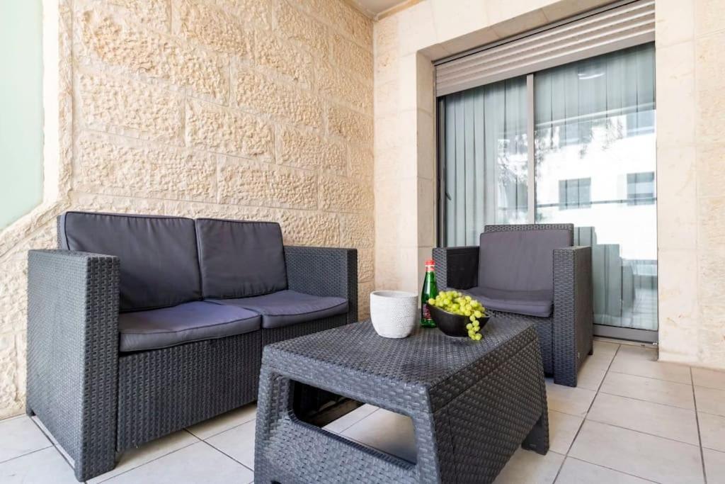 Luxury 3 Bedroom Apt, Harav Kook7 Jerusalén Exterior foto