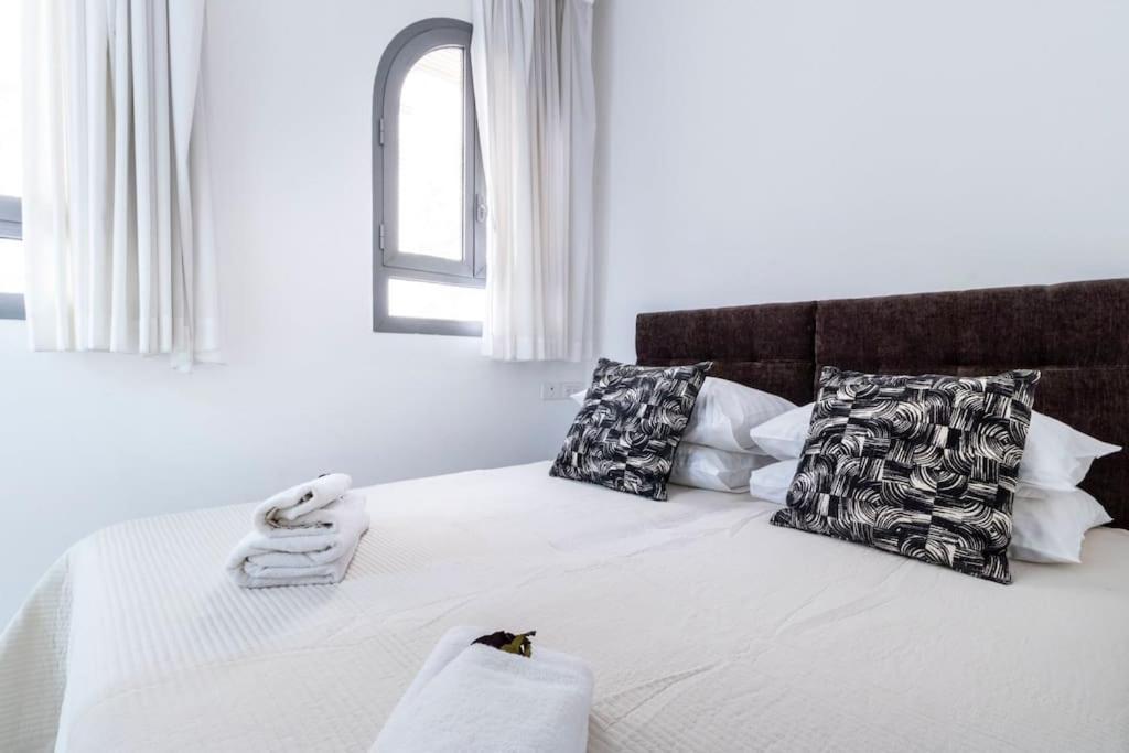 Luxury 3 Bedroom Apt, Harav Kook7 Jerusalén Exterior foto