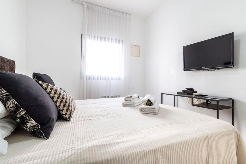 Luxury 3 Bedroom Apt, Harav Kook7 Jerusalén Exterior foto