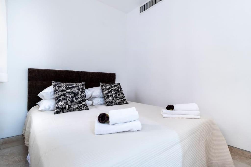 Luxury 3 Bedroom Apt, Harav Kook7 Jerusalén Exterior foto